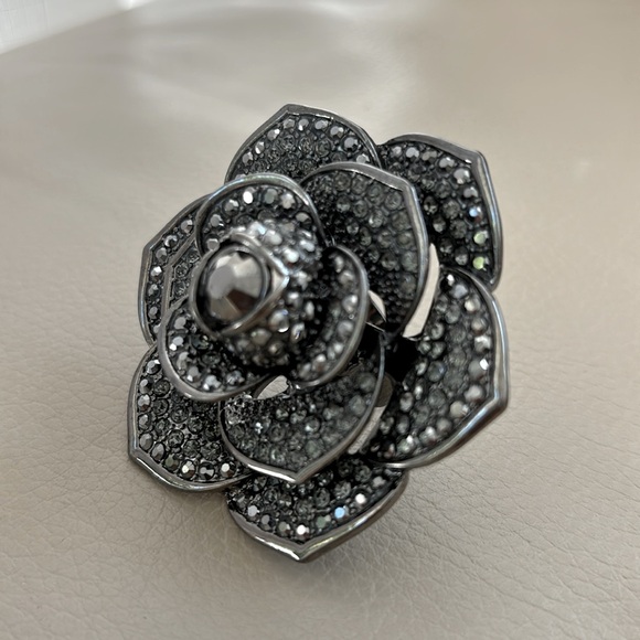 RHINESTONE RING - Picture 2 of 3